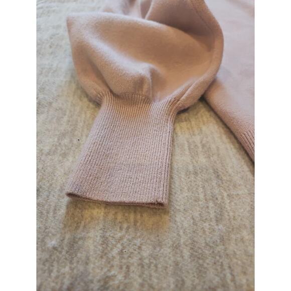 NWOT Express Blush Pink Sweater Women's Small - Picture 4 of 9